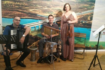 Koncert trija „BarabaR“ u Laktašima: Tradicija i umjetnost su ZADNJE LINIJE ODBRANE našeg naroda