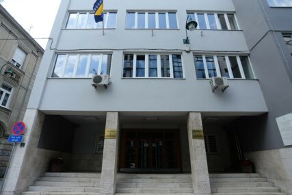 Potpisan sporazum za štampanje i pakovanje glasačkih listića za opšte izbore u BiH