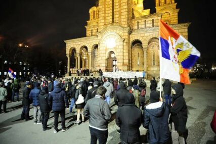 NAJAVILI LITIJU DUGU 70 KILOMETARA Među okupljenima u Beogradu se našli i Banjalučani