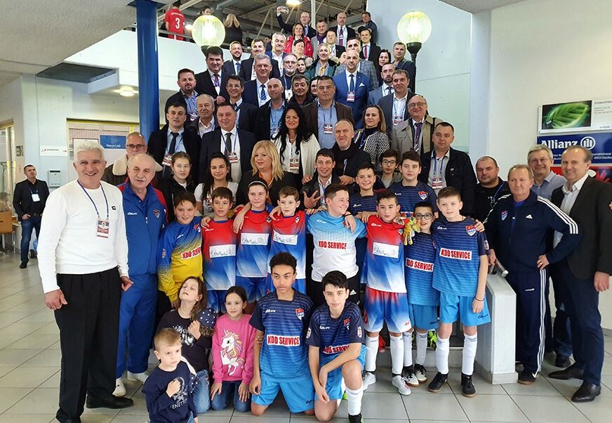 PONOSNO NOSE IME REPUBLIKE SRPSKE Fudbalski klub iz Ciriha proslavlja 20 godina postojanja