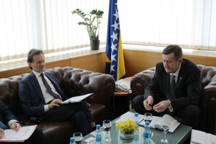"UNAPRIJEDITI AVIO-SAOBRAĆAJ" Ministar Mitrović razgovarao sa ambasadorom Španije