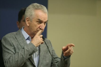 „POTVRDA NEFUNKCIONISANJA SAVJETA MINISTARA“ Šarović o zaustavljanju aranžmana BiH sa MMF