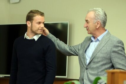 SASTANAK SDS I PDP "Najvažnije je da opozicija ima samo jednog kandidata na izborima"