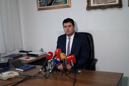 JEDAN PACIJENT NA RESPIRATORU U Bolnici "Srbija" na liječenju od korone 17 osoba