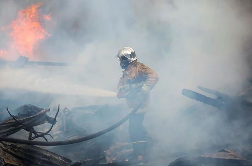 TRAGEDIJA U požaru u sirotištu poginulo 13 djece, među stradalima ima i BEBA (FOTO)