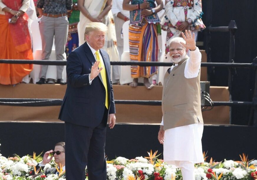 Indijski premijer Trampu POKLONIO OVU FIGURU, otkrivamo šta ona ZNAČI (FOTO)