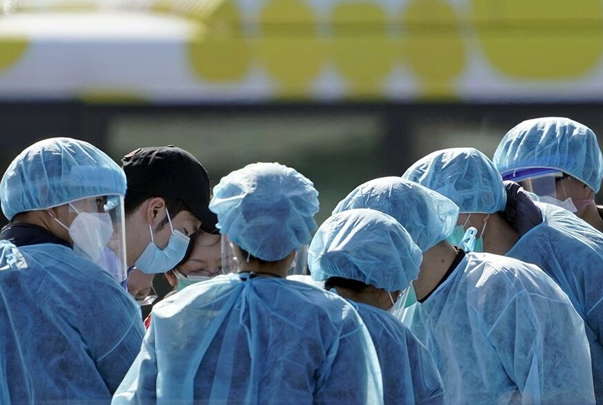 STOPA SMRTNOSTI SVE VEĆA Broj preminulih od virusa korona u Kini porastao na 2.715