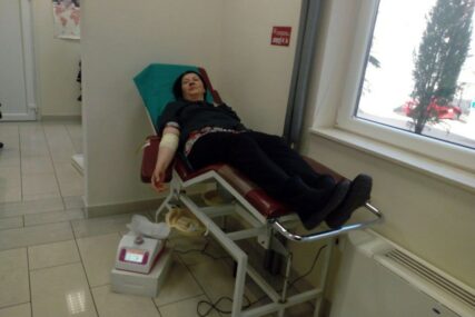 TEČNOST KOJA ŽIVOT ZNAČI Darovana 21 doza krvi Službi za transfuzijsku medicinu u Trebinju