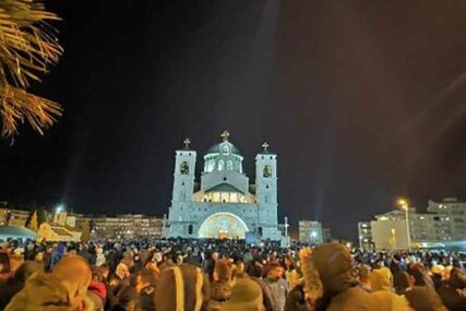 MILO STAVIO POTPIS Stupio na snagu izmijenjeni Zakon o slobodi vjeroispovijesti u Crnoj Gori (FOTO)