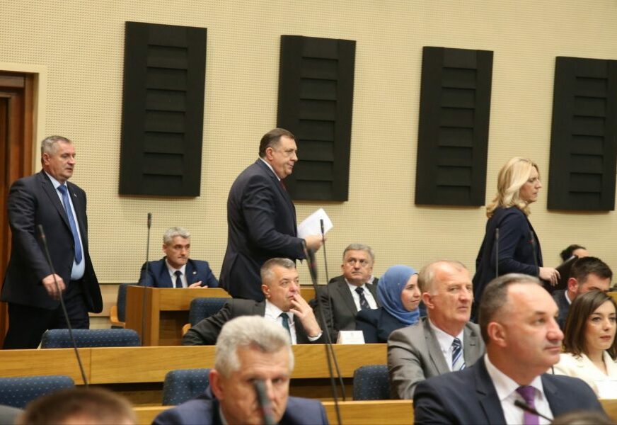 "GOODBYE BiH, WELCOME RS-EXIT" Oštar govor Dodika u Narodnoj skupštini