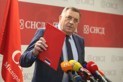 HOĆE LI DOBITI PODRŠKU HRVATA Dodik u Beogradu očekuje reakciju Zagreba