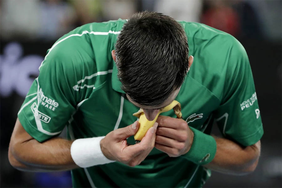 ŠTA JE TO NOVAK JEO TOKOM MEČA Najviše pažnje izazvale ROZE i