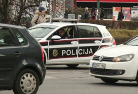 Povrijeđene 2 osobe: Saobraćajna nesreća u sarajevskom naselju Vraca