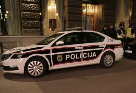 Nesrećna žena pokušala pobjeći: Poznat identitet ubice iz Gračanice, iz lovačke puške ubio suprugu, pa sebi pucao u glavu