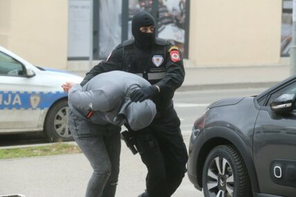 BRZOM REAKCIJOM POLICIJE RASVIJETLJENO RAZBOJNIŠTVO Uhapšen pljačkaš kladionice u Banjaluci