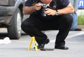 Drama u Banjaluci: Pištoljem prijetio sugrađaninu, pa zaradio KRIVIČNU PRIJAVU