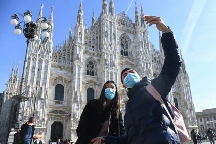Zašto se epidemija TAKO BRZO ŠIRILA: Naučnici kažu da je krivac OVA NAVIKA mladih Italijana