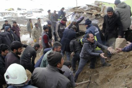 PONOVO SE TRESE U TURSKOJ Zemljotres jačine pet stepeni po Rihteru pogodio istočni dio zemlje