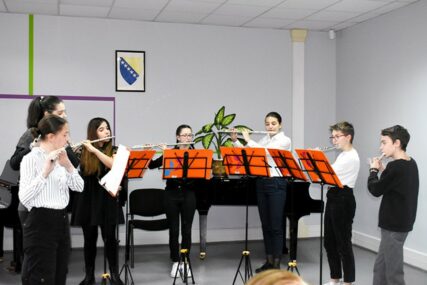 MUZIČKI TALENTI DOBIJAJU I SMJER U GIMNAZIJI Jubilej Osnovne muzičke škole u Brčkom