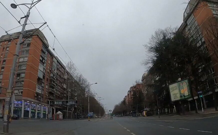 BEOGRAD, GRAD DUHOVA Vožnja kroz prestonicu Srbije u toku policijskog časa (VIDEO)
