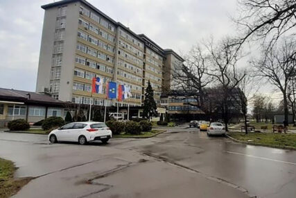 NA LIJEČENJU 545 PACIJENATA U 11 klinika pretvorenih u kovid bolnice u Novom Sadu na respiratoru 37 osoba
