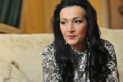(FOTO) "Živjeli smo u šupi" Potresni detalji iz života pjevačice Goce Božinovske o kojima se malo zna