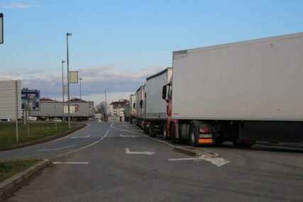 MJERA STUPA NA SNAGU U PONOĆ Evo šta trebaju znati vozači kamiona iz BiH koji dolaze u Mađarsku