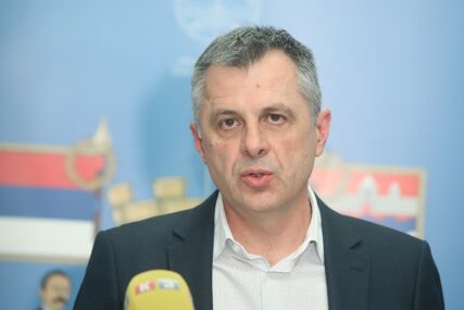 HIT DANA Igor Radojičić