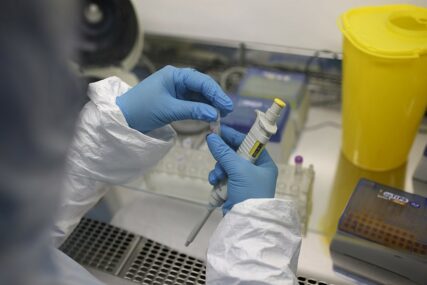PRAKTIČNO RJEŠENJE Velika Britanija će uskoro imati test na korona virus za KUĆNU UPOTREBU