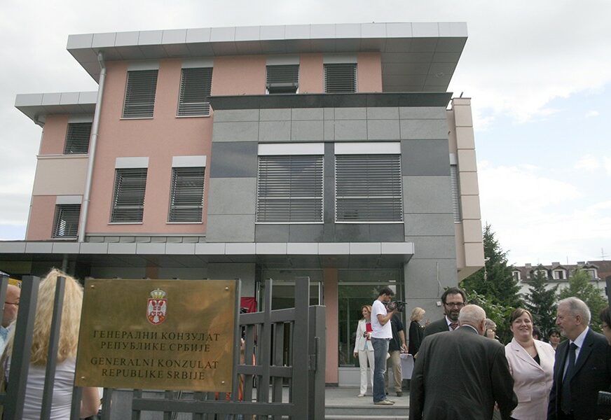 "Zainteresovani da se prijave" Generalni konzulat Srbije u Banjaluci objasnio kako glasati na izborima