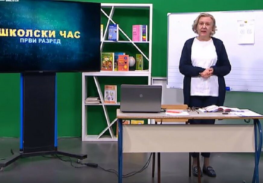 Nastava na daljinu uz SRPSKAINFO: Osnovci učili slova i vježbali množenje (VIDEO)