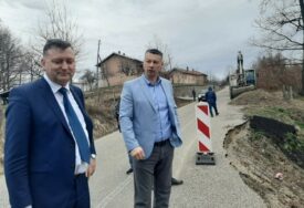 ZBOG SMJENE POPOVIĆA Iz Opštinskog odbora DNS Brčko istupilo 25 članova