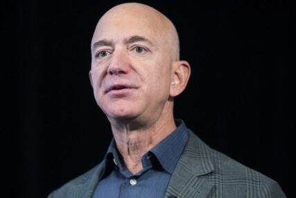 DIONICE AMAZONA SKOČILE Bezos u jednom danu postao bogatiji za 6,3 milijarde dolara