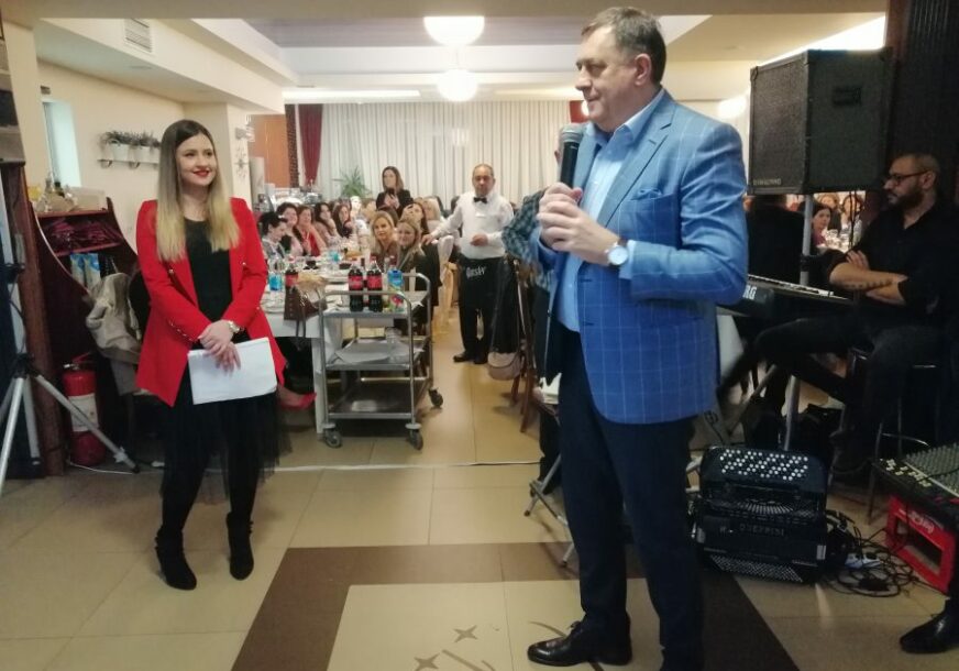 "NAJVAŽNIJI DIO STRANKE" Dodik istakao da je SNSD birao žene na značajne funkcije