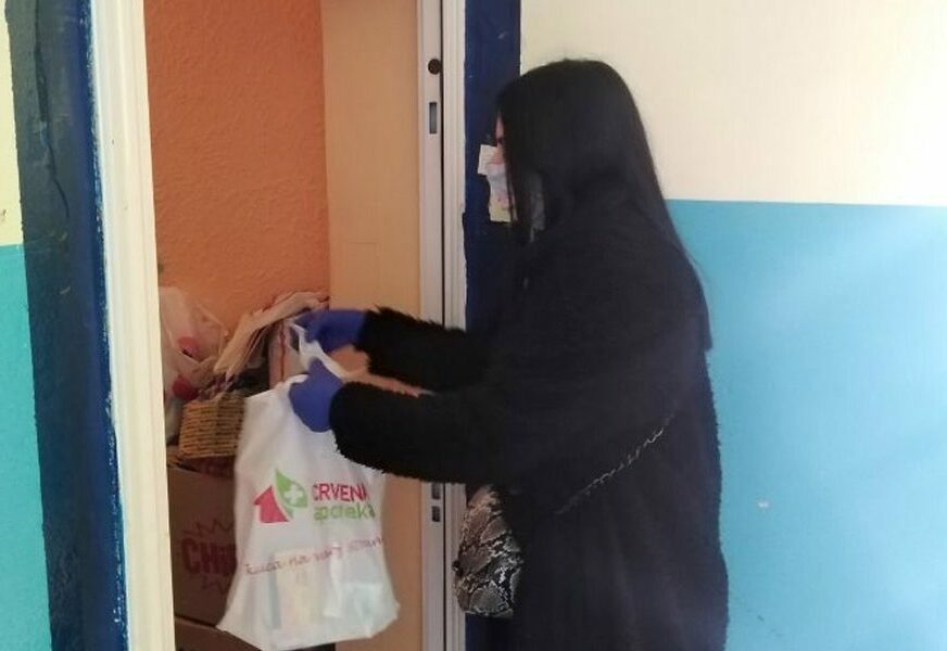 POZOVITE KOME TREBA POMOĆ Volonteri u Zvorniku pomažu starim i nemoćnim