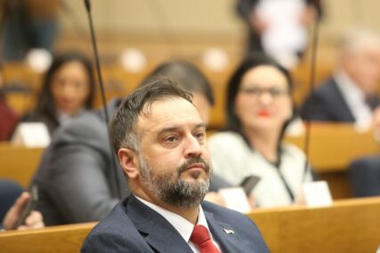 S prvog na DRUGO MJESTO: Žunić ponovo u parlamentu, Jelić na čekanju