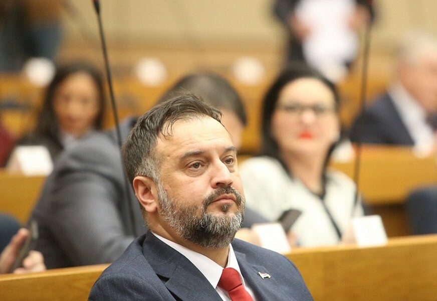 "NE OČEKUJEM VEĆE TURBULENCIJE" Žunić poručuje da je većina u parlamentu Srpske stabilna