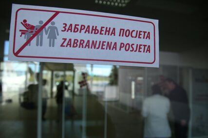 Bolnice u Srpskoj ZABRANJUJU POSJETE: Raste broj kovid pacijenata, na respiratoru četvoro oboljelih
