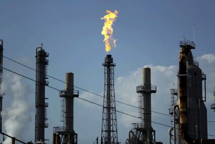 EMIRATI U KOALICIJI SA SAUDIJSKOM ARABIJOM Razbuktava se rat s cijenama nafte protiv Rusije