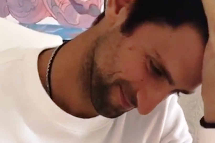 STEFAN UČITELJ Novak crtao teniskog viteza, pa se uhvatio za glavu (VIDEO)