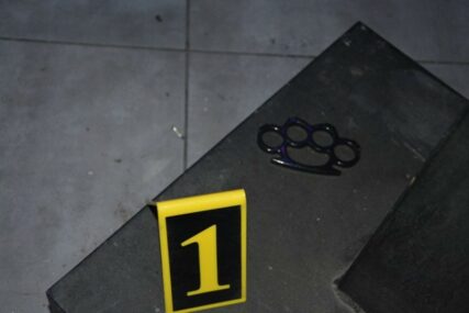 RACIJA U NOĆNOM KLUBU Našli telefon sa pripremljenom linijom spida