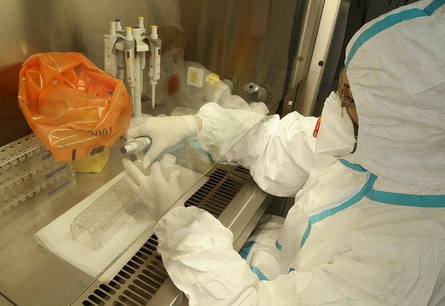 Zaraza odnijela 12 života: Korona virus potvrđen kod još 742 osobe u FBiH