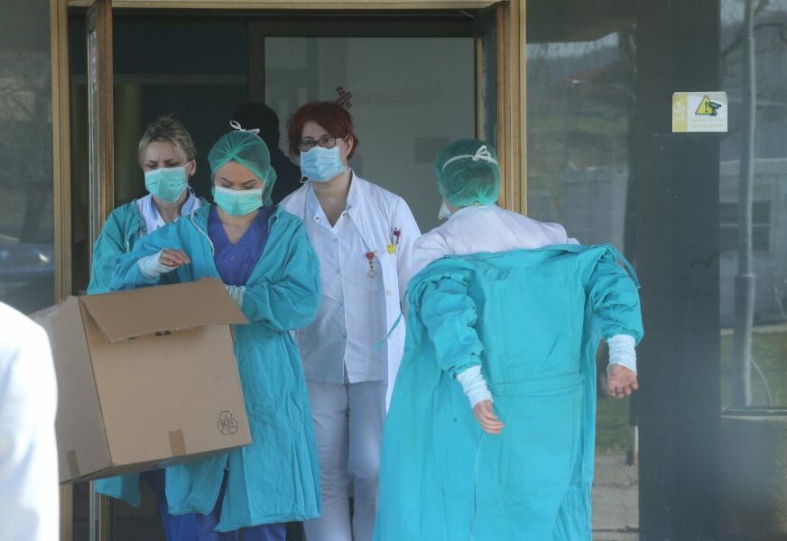 Za mjesec dana 669 žrtava:  Korona virus u aprilu  potvrđen kod 7.833 osobe, oporavila se 4.454 zaražena