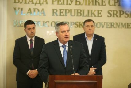 KORONA VIRUS U SRPSKOJ Premijer Višković poručio da je bankarski sektor STABILAN