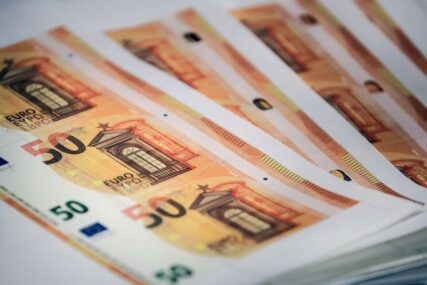 INOVACIJAMA PROTIV KORONE U Sloveniji razvijen uređaj za dezinfekciju novčanica