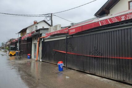 BEZ REDA PUŠTALI KUPCE, GUŽVE NA KASAMA Inspektori zatvorili market u Banjaluci