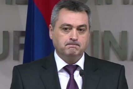 CIJELA PORODICA U IZOLACIJI Generalni sekretar Predsjedništva BiH Zoran Đerić ima virus korona