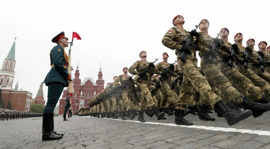 NOVA GLAVOBOLJA ZA PUTINA Blizu 900 ruskih vojnika zaraženo je KORONA VIRUSOM od marta