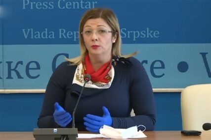 NOŠENJE I DALJE OBAVEZNO Ministarka Lejla Rešić objasnila kada se zaštitna maska MOŽE SPUSTITI