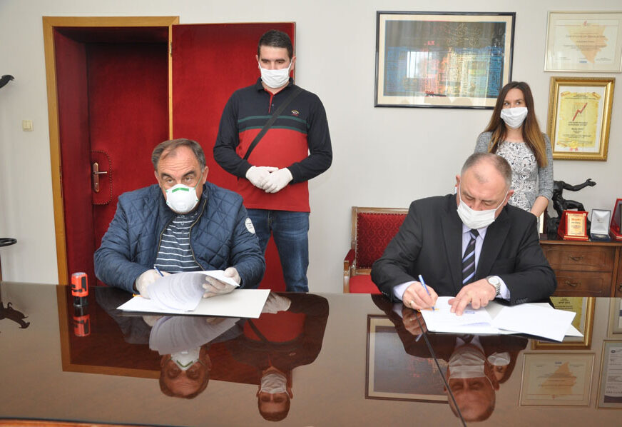 REKONSTRUKCIJA MOSTA I POTPORNOG ZIDA Uklanjanje šteta od poplava i u Gornjoj Lamovitoj